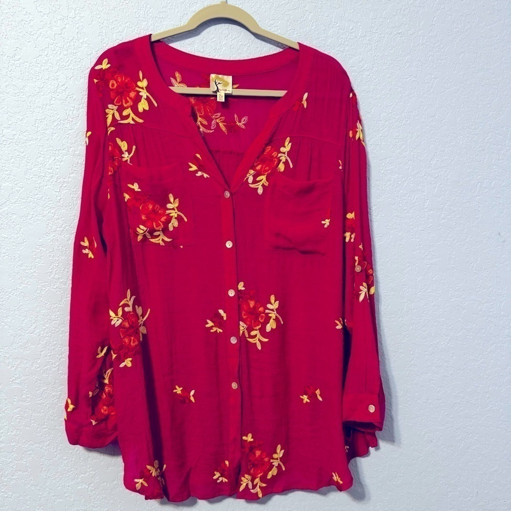 Fig And Flower Embroidered Floral V-neck Long Sleeves Semi Sheer Plus Size Top